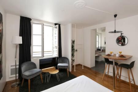302 - Sejournez Dans Un Studio De Charme A Paris 5 - Flat-Guest エクステリア 写真